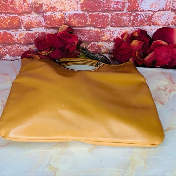Vintage Cognac Faux Leather Tote Bag - Picture 6 of 9